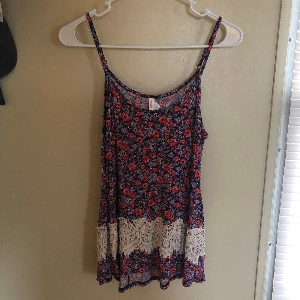 Floral tank